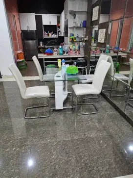 Meja Makan Ukuran (120 x 80)  +  4 Dining Chair