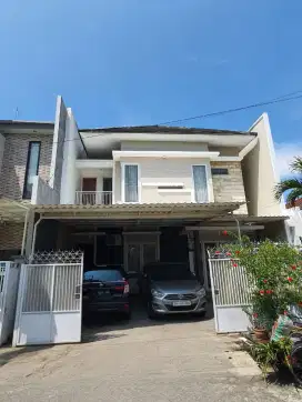 Dijual Rumah Minimalis Sutorejo Utara — Siap Huni, 2 Lantai, SHM!
