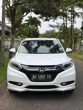 Hrv E 1.8 matic jbl series