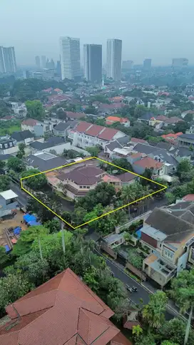 Rumah Luas dalam Komplek RSPP Cilandak Barat