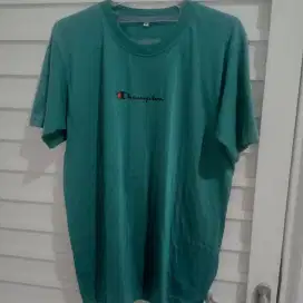 Kaos pria lengan lendek warna hijau ukuran xl