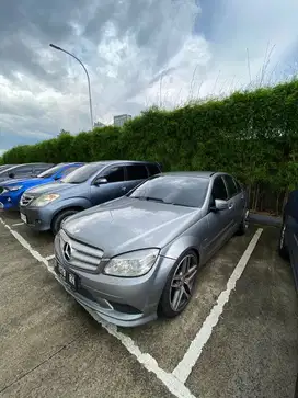 Mercedes-Benz C200 2017 Bensin