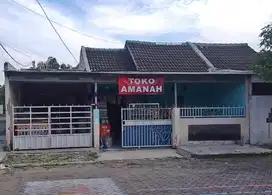 Jual Rumah Posisi Pojok Perum Golden Bery Menganti