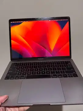 Apple Macbook Pro 2017 8/128