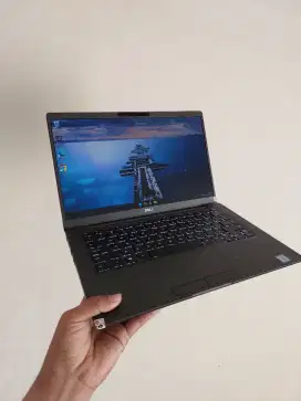 Laptop Dell 7400 core i7 gen 8 ram 8 GB/SSD 256 GB