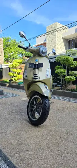 VESPA 75 TH 2021
