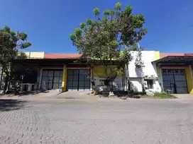 Disewakan gudang 2 lantai Safe N Lock