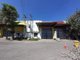 Disewakan gudang 2 lantai dalam kompleks pergudangan Safe N Lock