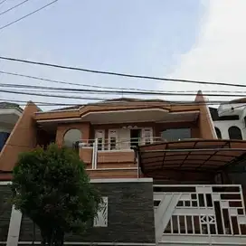 Rumah Bagus 2 Lantai Di Perum Green Garden Jakbar