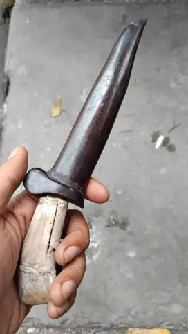 Badik tua antik