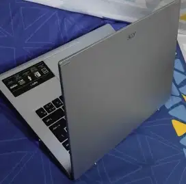 Laptop Acer a314 Ryzen 5 8Gb/512Gb Like New!!