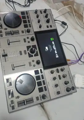 Denon Pro Go Plus Like NEW