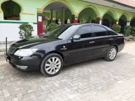 Jua Toyota Camry mobil mewah dengan harga terjangkau
