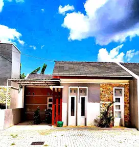 Rumah Cantik Modern Minimalis di Perumahan Mini Cluster Colomadu