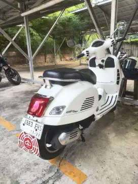 Jual Vespa GTS 150 ABS