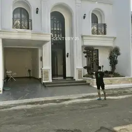 Dijual Rumah Bagus Strategis Siap Huni Di Bintaro Sektor 9