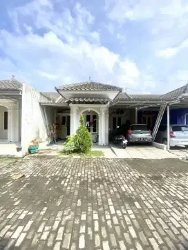 Jual rumah dalam cluster dekat balong waterpark