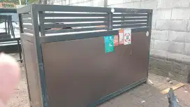 Meja kasir/counter bekas cafe