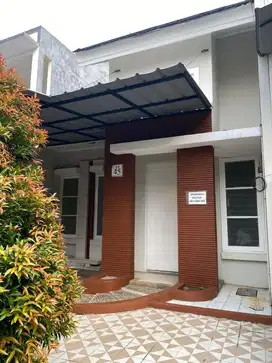 Rumah bagus rapi siap huni legenda wisata