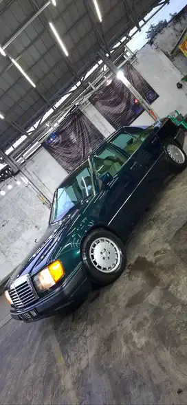 W124 300E 1987 AUTOMATIC (SESUAI VINCODE)