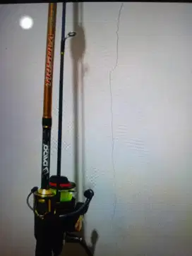 Joran daido trisula+reel deukio ds7000