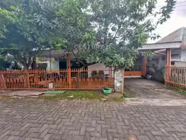 Rumah Siap Huni Dan Strategis Di Jalan Mawas Timur