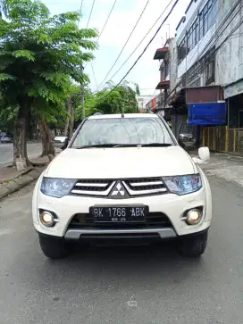 (DP58JT) PAJERO DAKAR VGT TURBO A/T 2014