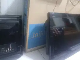 Dibeli tv bekas led LCD plasma kondisi normal  minus harga bersaing