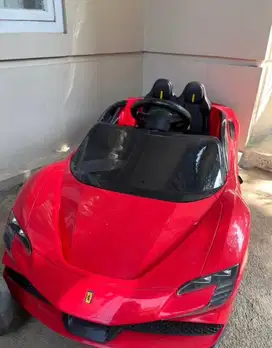 Mobil mobilan listrik