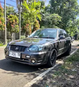 Hyundai Excel 2004 Kumplit Bisa TT Motor