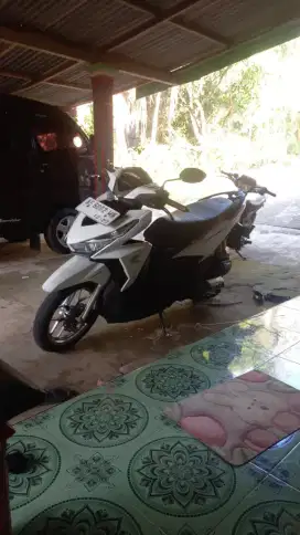 Bismillah di jual
Vario150 warna putih Tahun 2017 
Plat AE ngawi
