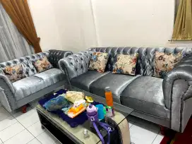 Sofa ruang tamu