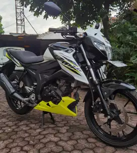 Suzuki bandit 2018 low km