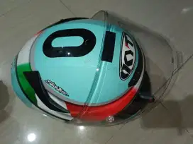 face KYT TT-Course Leopard Replica Spaniard.