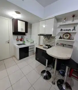 Jual Cepat, Unit Siap Huni Furnished Low Floor Di Springlake, Nego