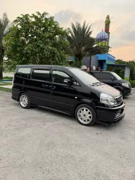 Nissan Serena 2010 Bensin