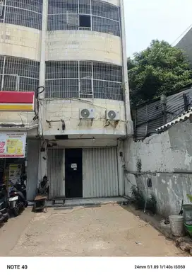 Ruko latumenten cocok untuk gudang dan kantor disewakan cepat murah!
