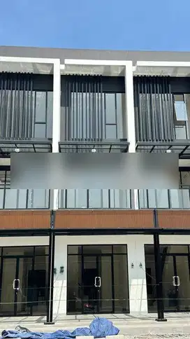 Ruko Baru Hampton Boulevard Hadap Jalan Raya Paramount Gading Serpong