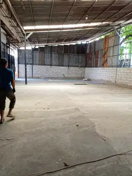 Gudang di Penggilingan jaktim parkir luas dan aman