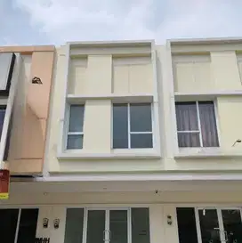 dijual ruko pisa grande 2 lantai gading serpong tangerang