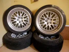 Di jual cepat velg mobil lobang 5