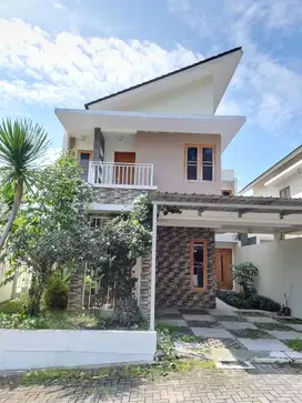 Rumah cantik siap huni di dekat Jogja Bay