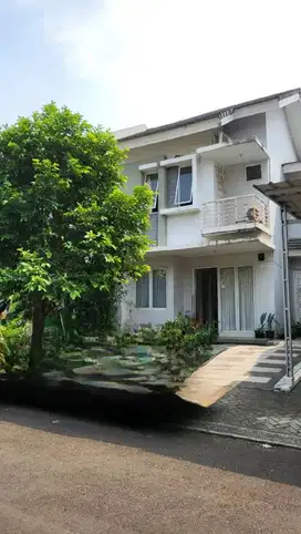 Rumah 2 Lantai di Pavillion BSD Dekat Tol (kode 648)