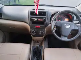 Daihatsu Xenia 2012 Bensin