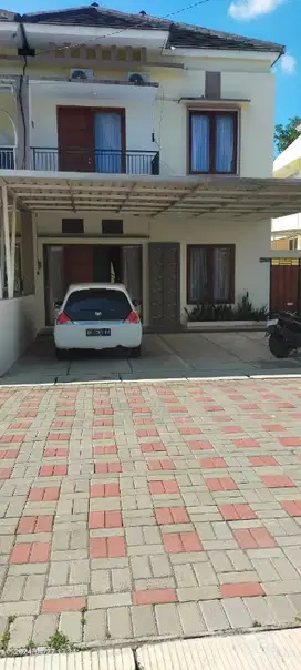 Rumah bagus dalam perumahan selatan pasar cebongan