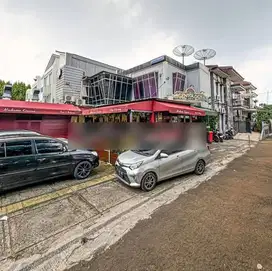 Ruang Usaha Kafe Bar Cipete Jakarta Selatan