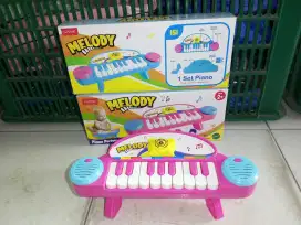 Mainan Anak Melodi Piano Batre