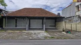 rumah dan ruko di jalan gatsu denpasar