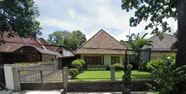 Sewa Rumah belanda sayap riau bandung