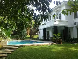 Dijual rumah mewah Bukit golf hijau sentul siap huni harga nego